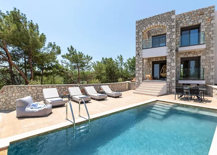 Seaesta Villa