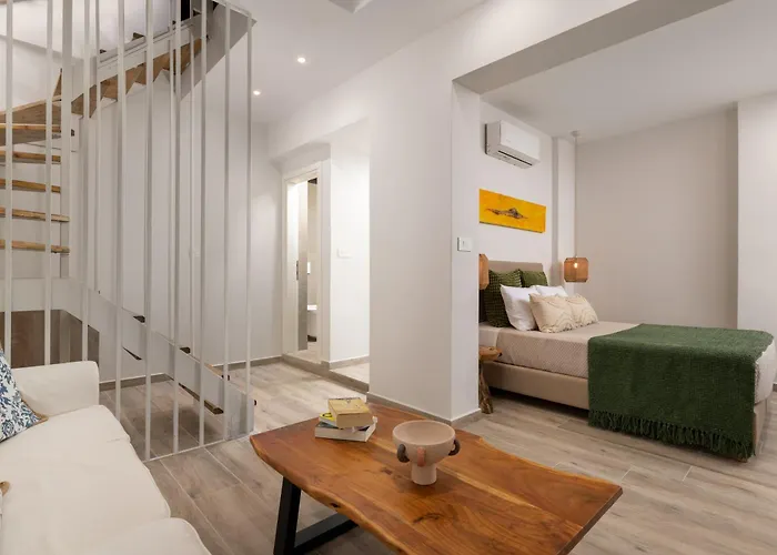 Seaesta Villa *