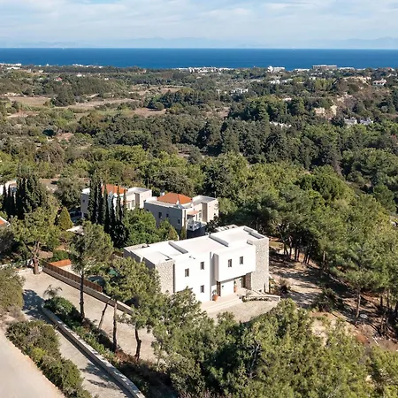 Seaesta Villa *